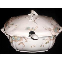 Royal  Porcelain Johnson Bros Tureen #1030245