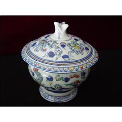 Chinese  Famille  Rose  Candy  Jar  with Cover #1074989