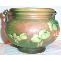 Roseville Fuchsia Footed Vase #1075786