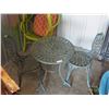 Image 1 : Iron Table and 2 Chairs 24" Diameter