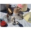 Image 6 : Mixed Lot of Pots, Lamps and Lamp Shades