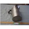 Image 3 : Elite Metal Products Gallon Oil Pitcher