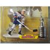 Image 2 : 1998 Edition Wayne Gretzky Starting Lineup Figurine