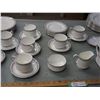 Image 2 : Paragon by Appointment to H.M The Queen China Potters Dish Set 45 Pieces (8 Place Setting)