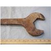 Image 2 : Vintage Over sized Wrench 25" L