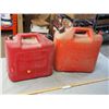 Image 1 : 2 Plastic Gas Cans