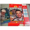 Image 5 : Plastic Card Sleeves, Empty Collector Card Boxes and Gretzky Related Items
