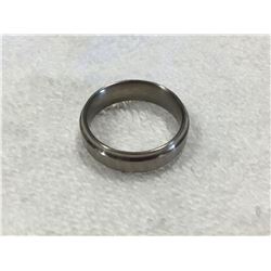 Gents polished silver ring