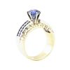 Image 4 : 3.32 ctw Sapphire And Diamond Ring - 14KT Yellow And White Gold