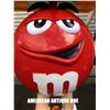 Image 6 : M&M's figure red