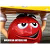 Image 7 : M&M's figure red