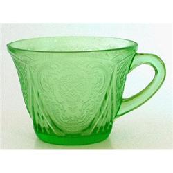 Royal Lace Green Depression Glass Cups (4) #1051728