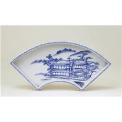 Old Japanese Blue & White Imari Fan Shp Plate #1052066