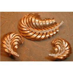 TRIFARI PALM Pin & Earrings Palms Rhinestones #1088456
