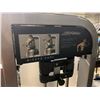 Image 2 : LIFE FITNESS COMMERCIAL BICEP CURL EXERCISE MACHINE