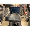 Image 2 : OCTANE FITNESS PRO 4700 ELLIPTICAL MACHINE
