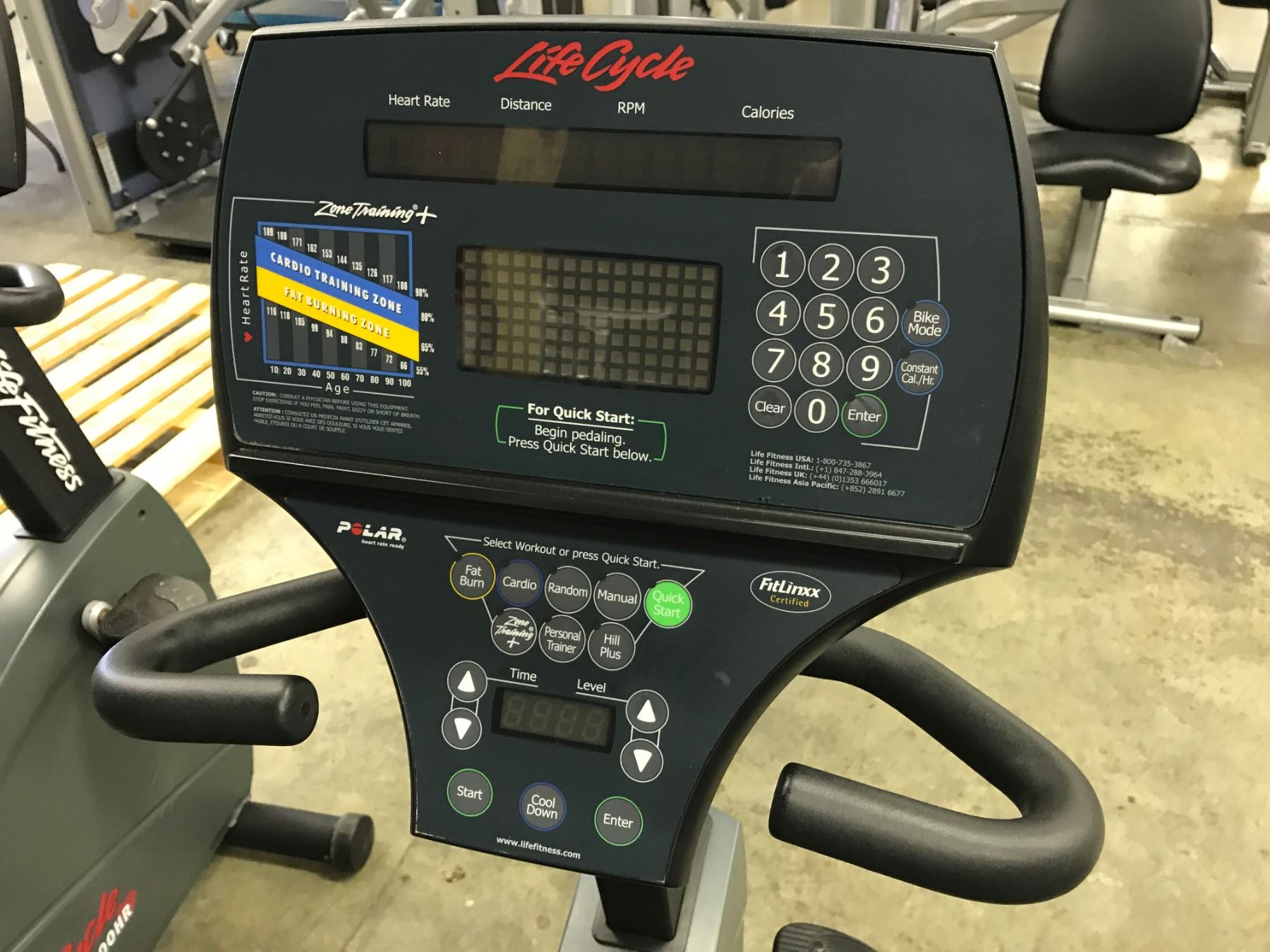 LIFE FITNESS 9500HR COMMERCIAL RECUMBENT EXERCISE BIKE - Able Auctions