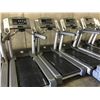 Image 2 : LIFE FITNESS FLEX DECK COMMERCIAL EXERCISE TREADMILL WITH 120V/20AMP PLUG