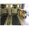 Image 2 : LIFE FITNESS COMMERCIAL GRADE INCLINE TREADMILL MODEL #95TI 120V/20A