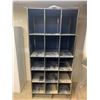 Image 2 : WHITE METAL TOOL CABINET WITH DRILL BITS & BLACK / BLUE 15 SLOT ORGANIZER SHELF