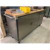 Image 2 : WOOD & METAL MASTERCRAFT 7 DRAWER, 2 DOOR MOBILE TOOL CHEST 72"L X 20"W X 38"H (NO CONTENTS)