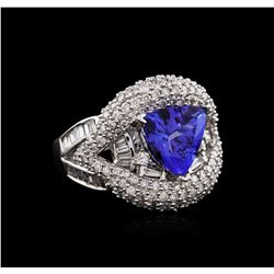 14KT White Gold 2.30 ctw Tanzanite and Diamond Ring