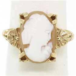 Vintage 14kt Yellow Gold Carved Shell Cameo Floral Ring