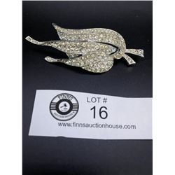 1950's Rhinestone Brooch with Almost 100 Stones