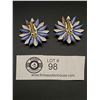 Image 2 : Cool Pair of 1960's Enamel on Metal Flower Earrings