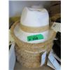 Image 1 : 20 New White Sun Hats