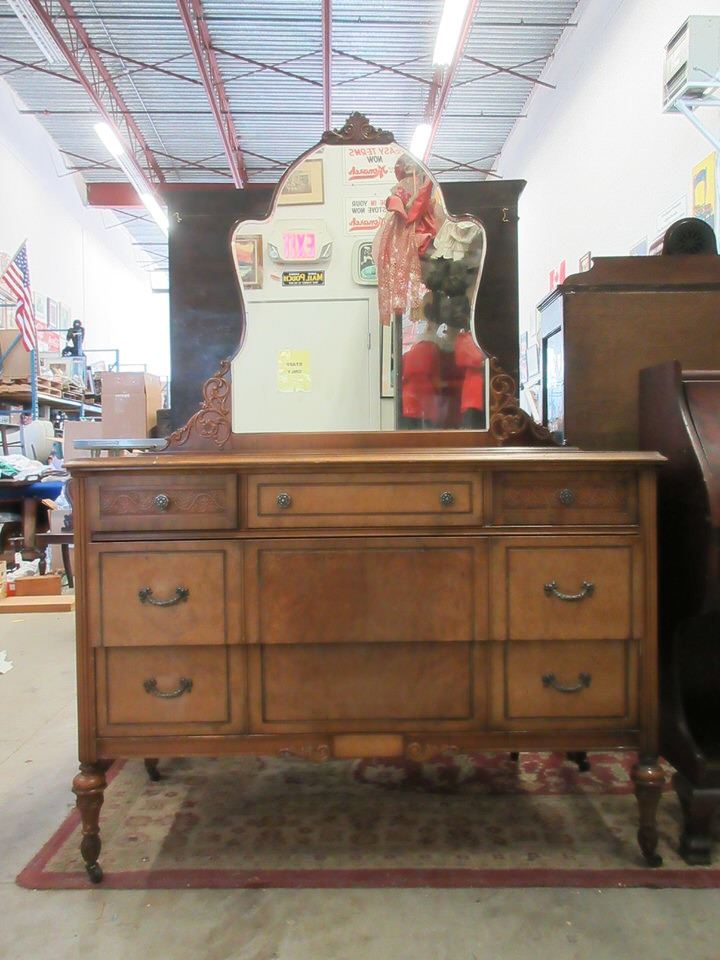 Antique Baetz Walnut 5 Drawer Dresser & Mirror