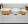 Image 1 : VINTAGE PYREX BOWL SET
