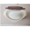 Image 1 : VINTAGE PYREX CASSEROLE DISH