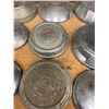Image 5 : 20 HUB CAPS - STUDEBAKER, RUMBLER, BABY MOONS, ETC.