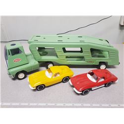 1960'S TONKA CAR HAULER W/ ORIGINAL CARS