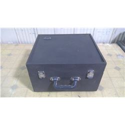 ROBERTS REEL TO REEL TAPE RECORDER