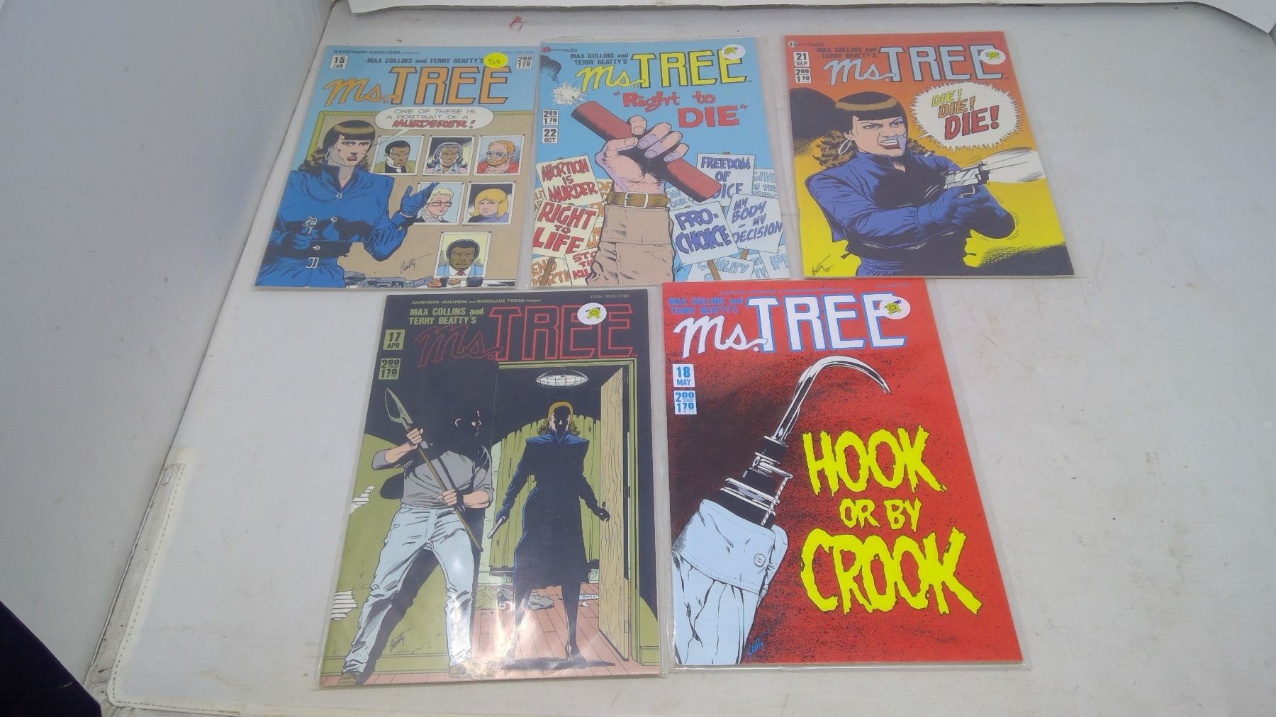 5 MS. TREE COMICS - Schmalz Auctions
