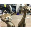 Image 2 : 2-12" CAT ORNIMENTS