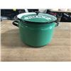 Image 2 : GREEN ENAMEL POT