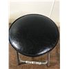 Image 2 : SHORT BLACK STOOL