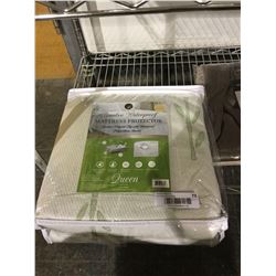 Great Bay Home Queen Size Bamboo Waterproof Mattress Protector