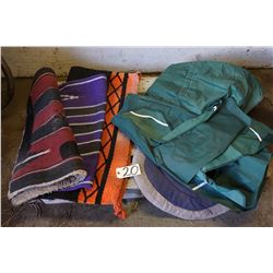 4-horse blankets, 1 horse cover