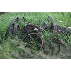 Wagon with 4 wheels, 9 wheels