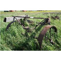 Wagon & steel wheels (thrashing mashine)