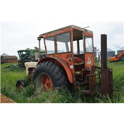 Case 900 complete with Jet post pounder.  Good rubber