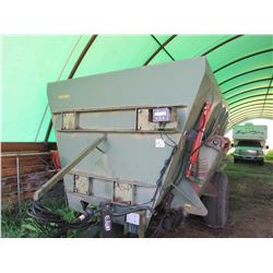 New Noble silage wagon c/w scale