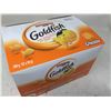 Image 1 : Pepperidge Farm Cheddar Goldfish Crackers (12 x 45g)