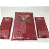 Image 1 : Winter Wonderland Crescent Red Tablecloth & Napkins