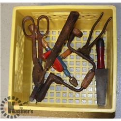 LOT OF VINTAGE TOOLS