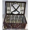 Image 1 : PICNIC BASKET COMPLETE WITH PLATES, GLASSES AND